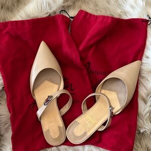 Christian Louboutin choc loc flats 38